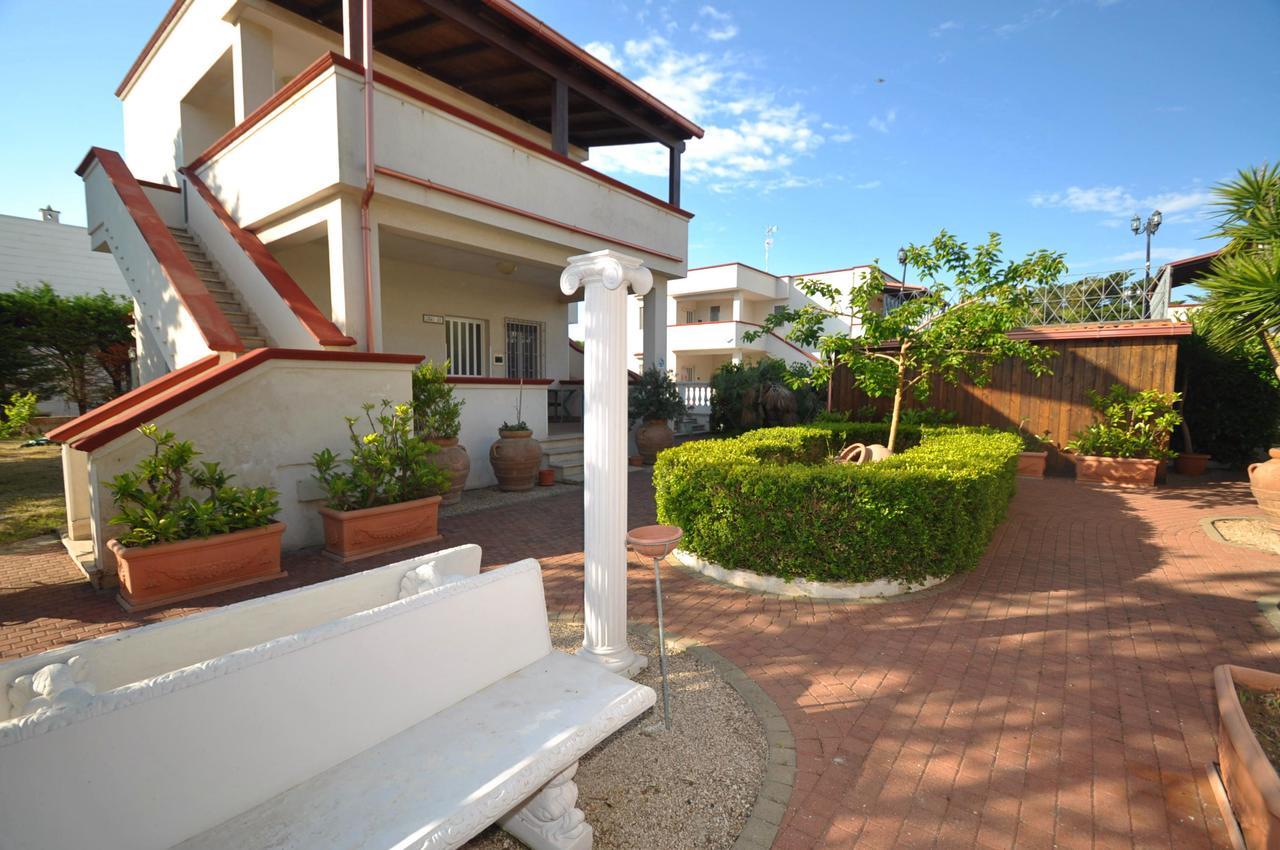 Residence Mezzaluna Carovigno Exterior photo